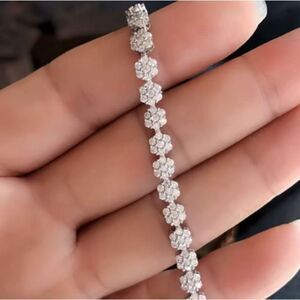 Certified 3.78CT Seven Stone Moissanite Luxury Flower Tennis Bracelet 4.5MM